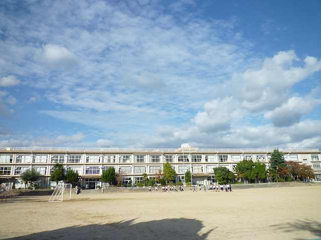 ��ˎs���w�Z�A�w�Z��A��ˎs���ǌ����w�Z�A���щw�E�ʐ^3