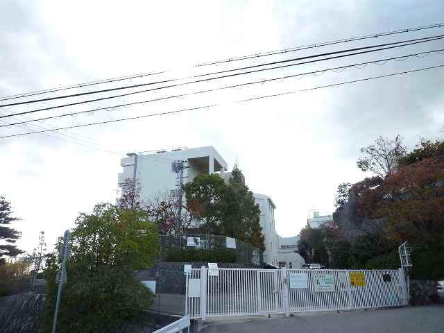 ��ˎs���w�Z�A�w�Z��A��ˎs�� �t���䏬�w�Z�A�t����w�E�ʐ^2