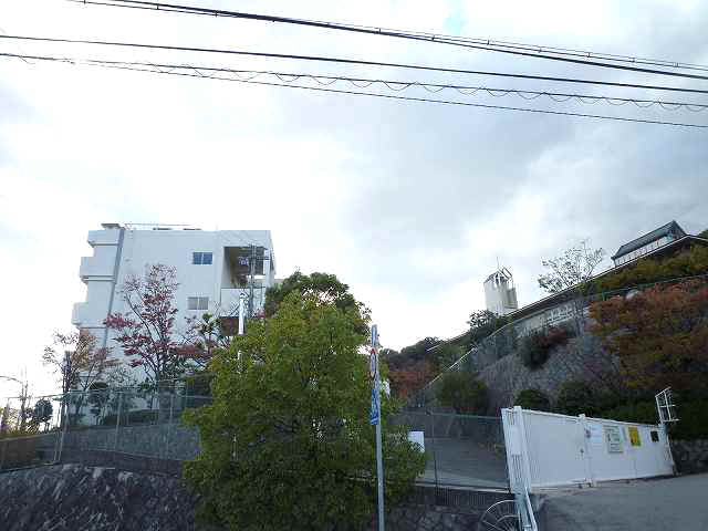 ��ˎs���w�Z�A�w�Z��A��ˎs�� �t���䏬�w�Z�A�t����w�E�ʐ^3