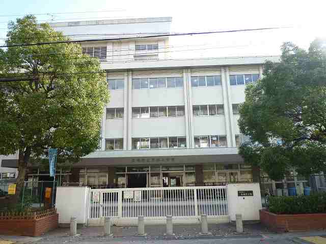 ��ˎs���w�Z�A�w�Z��A��ˎs�� �������w�Z�A���щw�E�ʐ^1