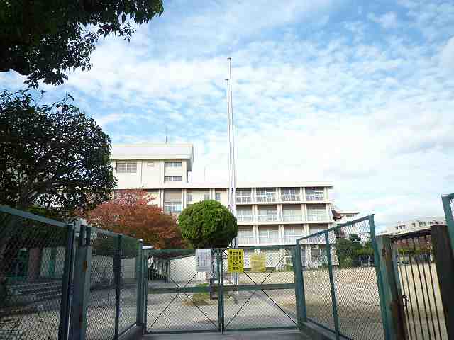 ��ˎs���w�Z�A�w�Z��A��ˎs�� �������w�Z�A���щw�E�ʐ^3